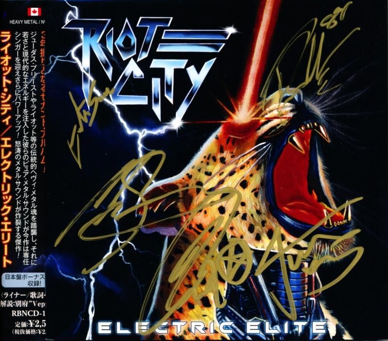 RIOT CITY / Electric Elite (Commemoration of Japan visit, autographed by all members!)