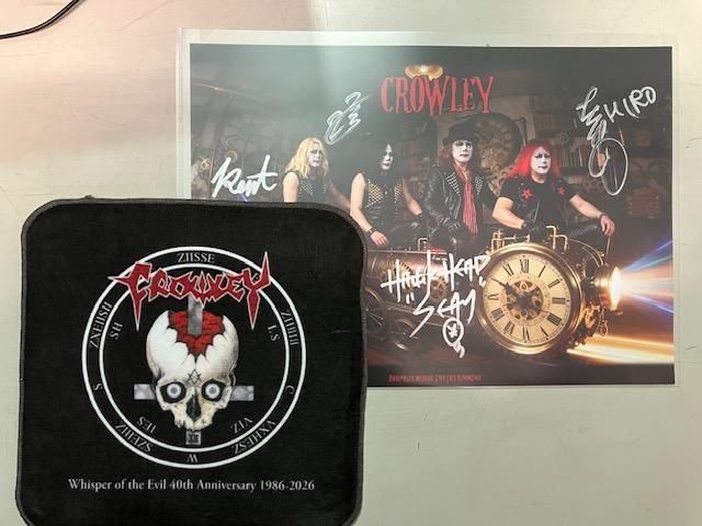 CROWLEY / New three-piece set [Bonus for purchasing at the same time: Special hand towel & autographed A4 size mini poster (limited quantity!)