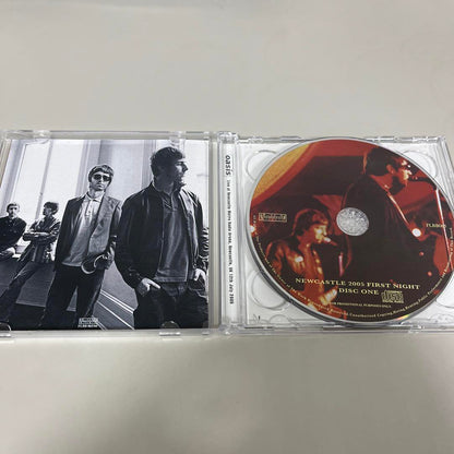 Oasis Newcastle 2005 First Night