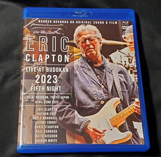 ERIC CLAPTON 2023 JAPAN PERFORMANCE APRIL 22 TOKYO BLU-RAY & DVD+CD ( ERIC CLAPTON 2023 JAPAN PERFORMANCE APRIL 22 TOKYO BLU-RAY & DVD+CD )